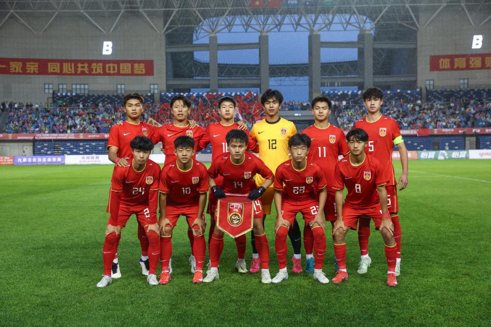 1-0，24岁热苏斯一剑封喉，率队掀翻狼队，拒绝英超2连败